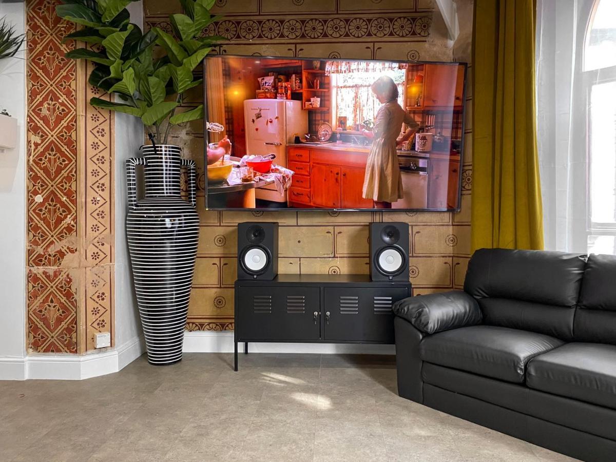 Rare 1-Bed Church Converted Apartment In Londres Extérieur photo