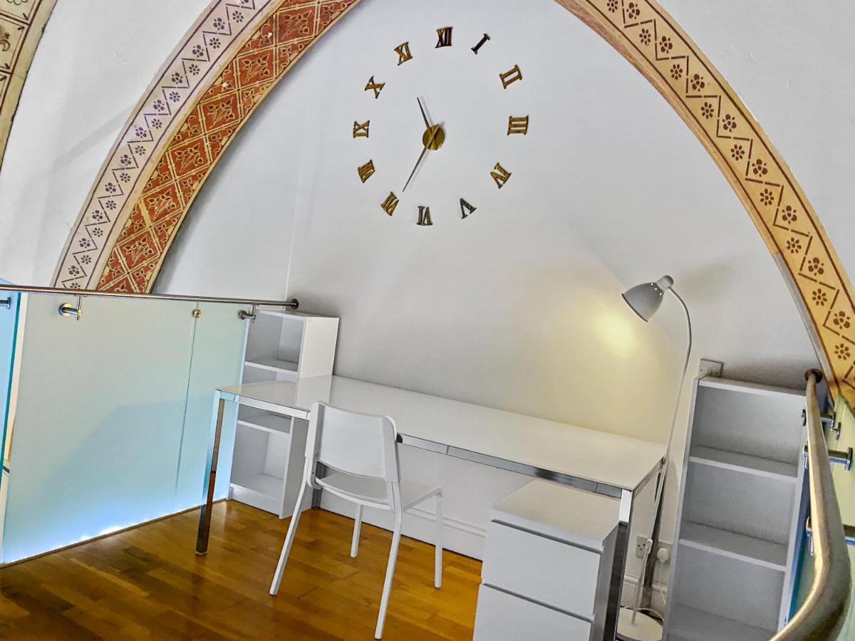 Rare 1-Bed Church Converted Apartment In Londres Extérieur photo